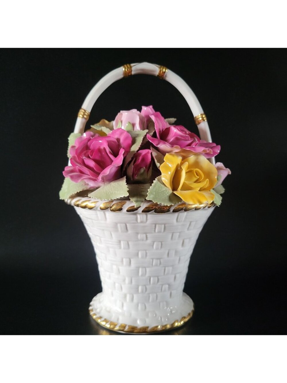 Vintage Royal Albert Old Country Roses Porcelain Musical Basket 9" Fur Elise